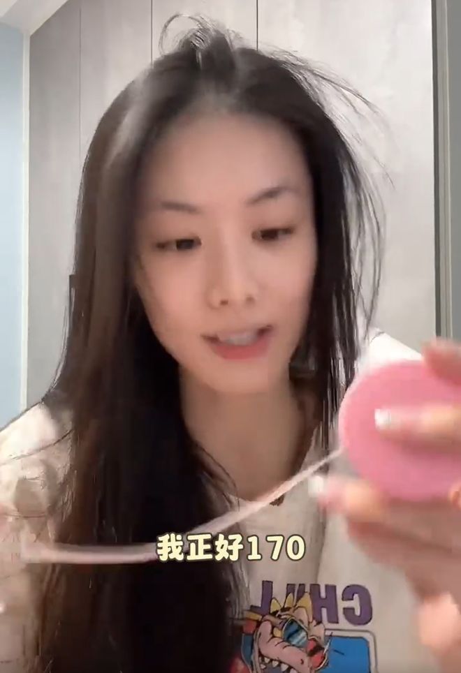 ”最高的近180霸总们连夜去买增高鞋j9九游会入口短剧女主里的8位“高妹(图6)