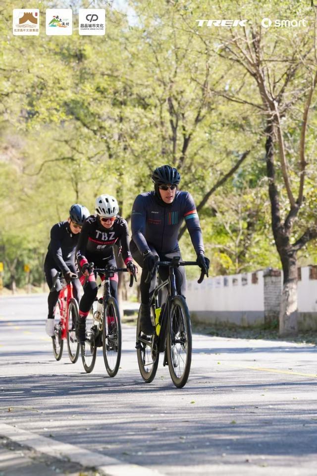 art杯”TREK100北京站圆满落幕 千名骑手挑战百里环廊经典赛道j9九游真人游戏第一品牌骑遇无限可能 驭风京彩征程 2025“sm(图1)